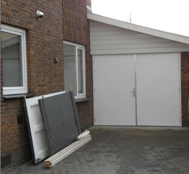 Vervangen garagedeuren Oud-Vossemeeer