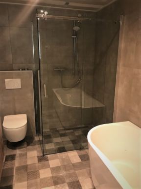 Complete badkamer verbouwing, Elst