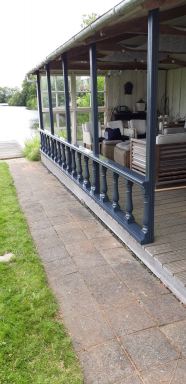 Vernieuwen/renoveren van een terras balustrade. Vinkeveen/Wilnis